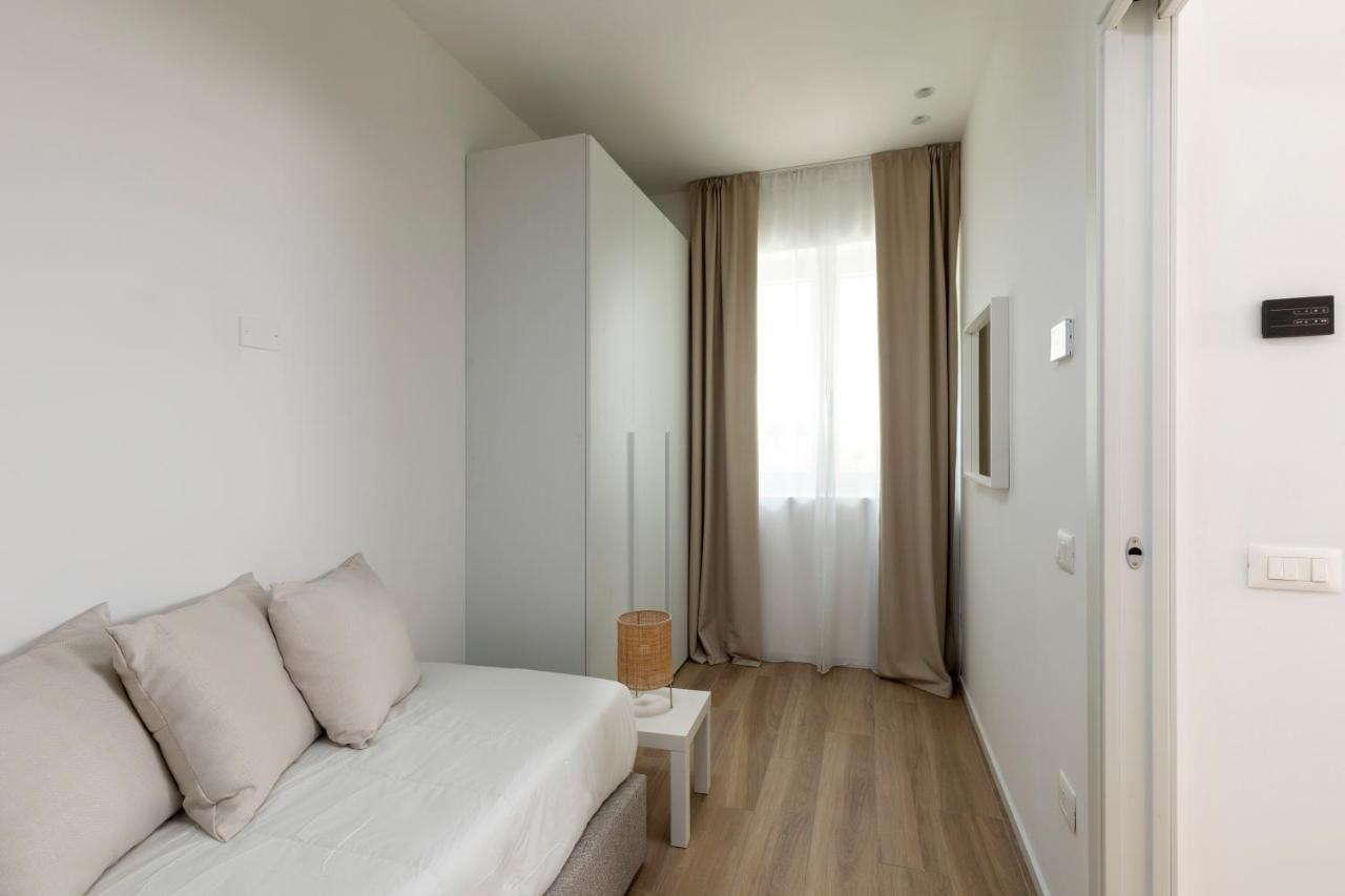 The Palm Riccione Aparthotel Exterior foto