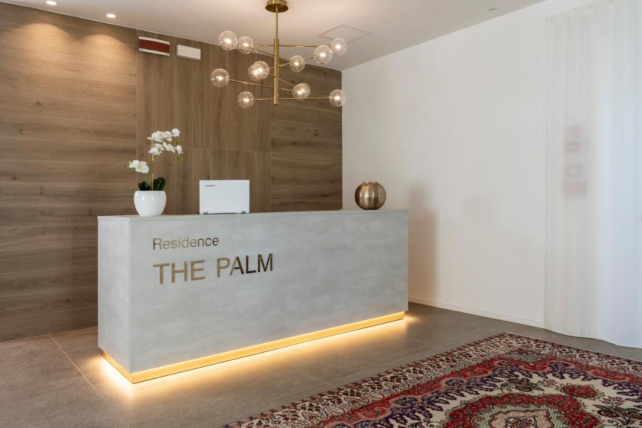 The Palm Riccione Aparthotel Exterior foto